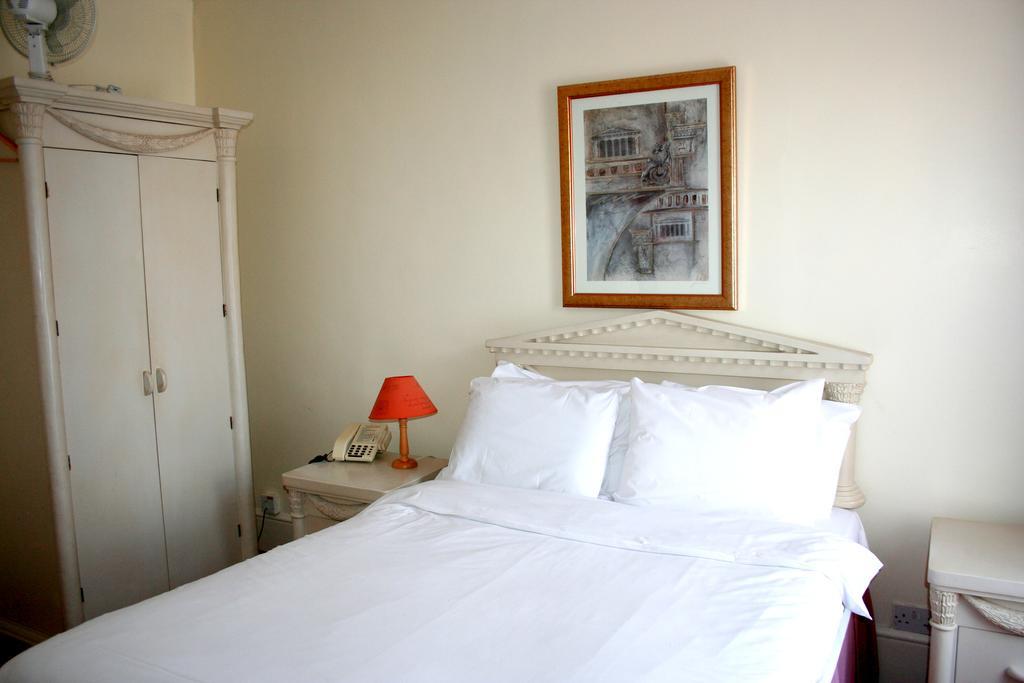 Ilfracombe House Hotel - near Cliffs Pavilion Southend-on-Sea Chambre photo